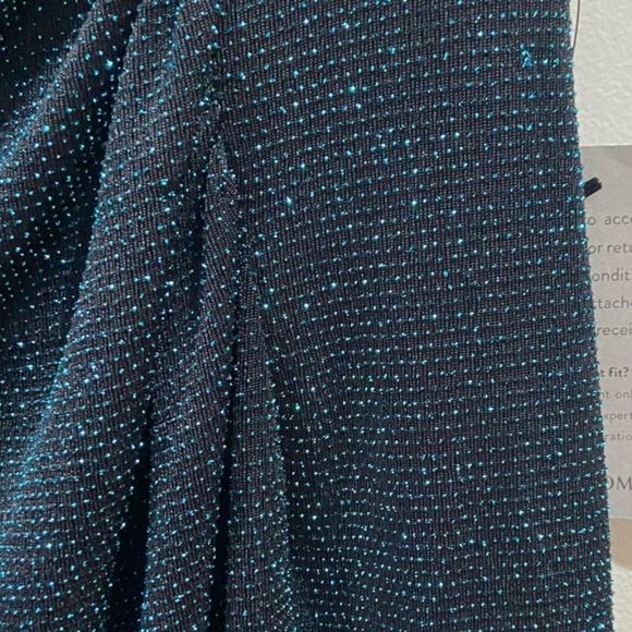 VINCE CAMUTO Speckled Metallic Bodycon Dress - Picture 2 of 5